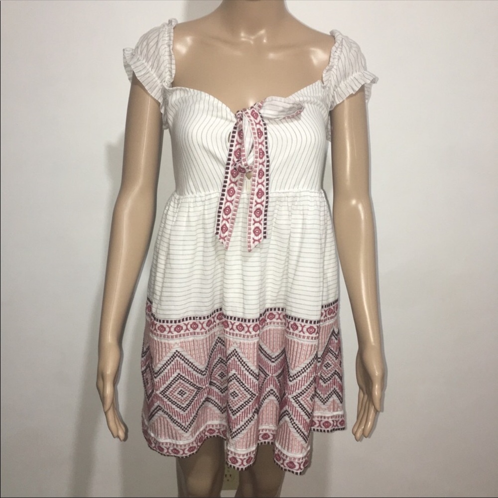 🆕Free People White Striped Embroidered Tunic